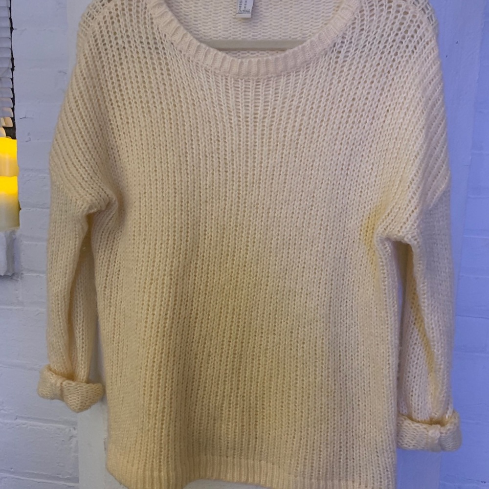 Light pink coral color sweater